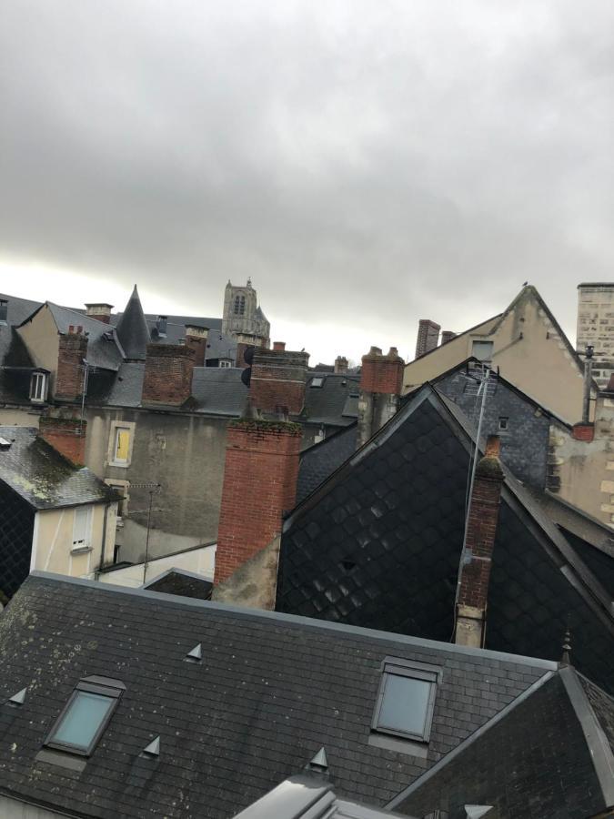 Gordaine Lägenhet Bourges Exteriör bild