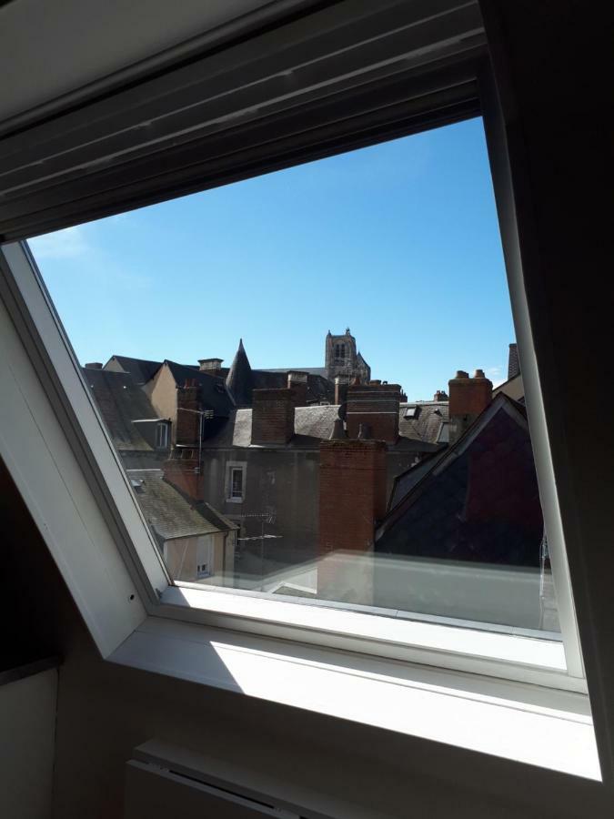 Gordaine Lägenhet Bourges Exteriör bild